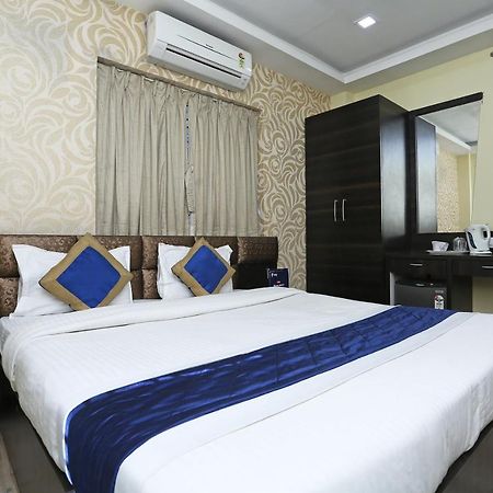 Oyo 7790 Hotel Royal Height Kalküta Dış mekan fotoğraf