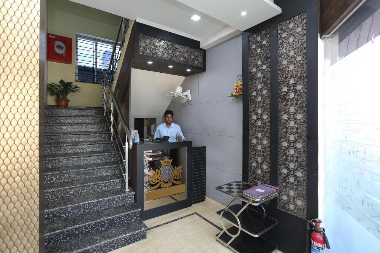 Oyo 7790 Hotel Royal Height Kalküta Dış mekan fotoğraf
