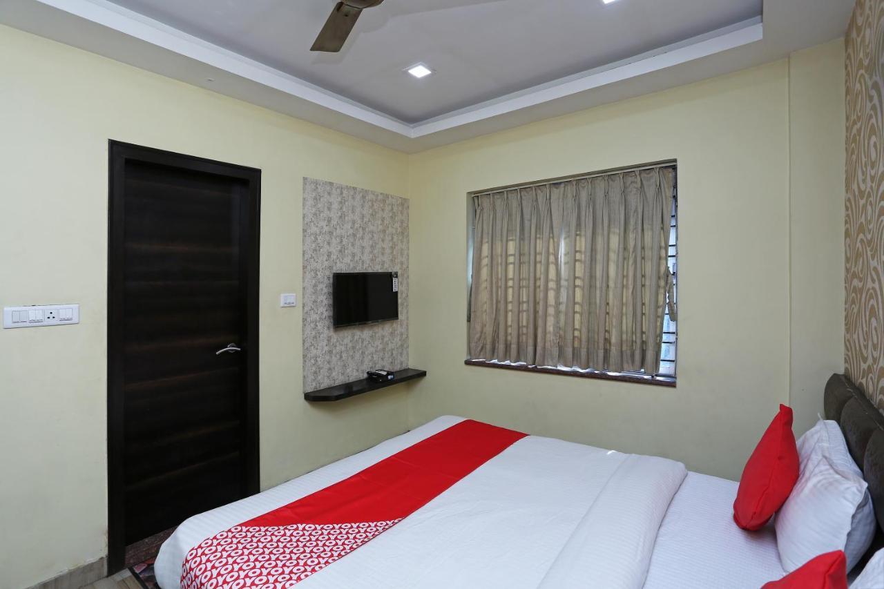 Oyo 7790 Hotel Royal Height Kalküta Dış mekan fotoğraf